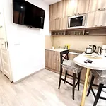 Old Town Apt - Rzeszowska R6